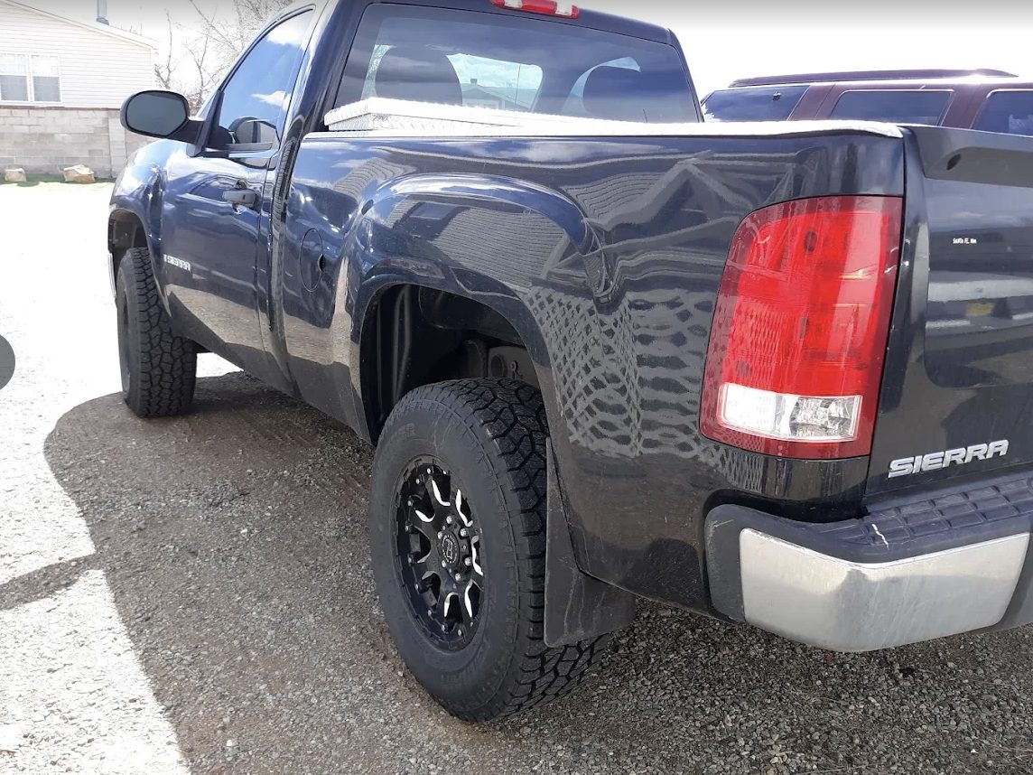 A GMC Sierra pickup serviced at Rafa's Auto Repair